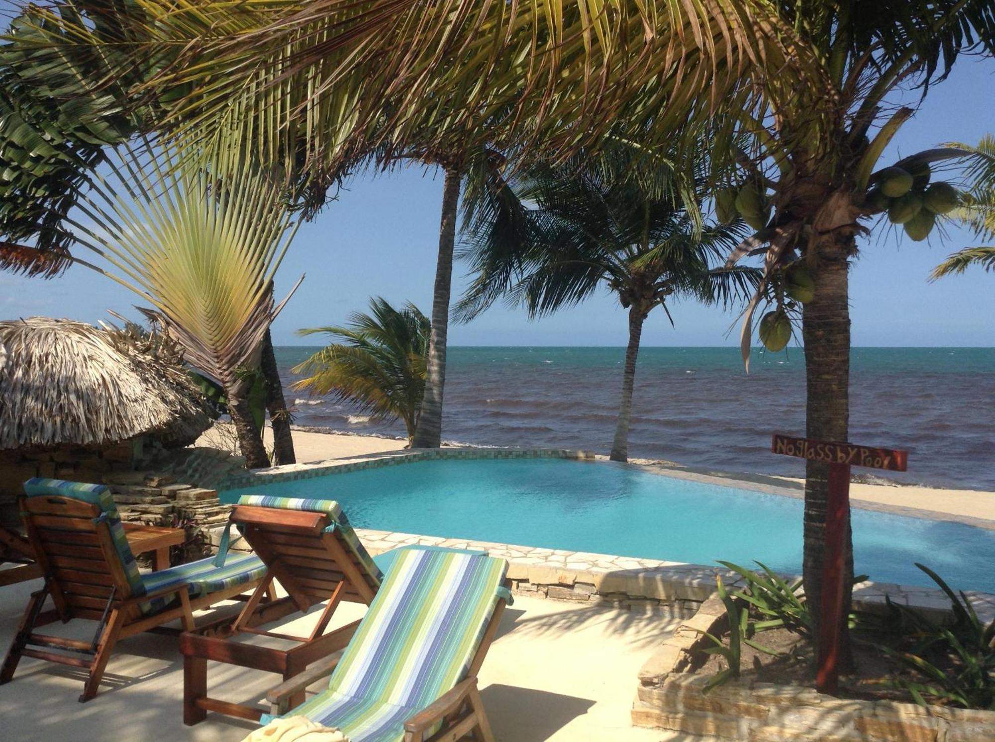 Los Porticos Placencia Oda fotoğraf